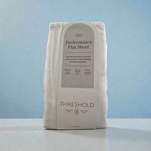 Threshold White Performance Flat Sheet
